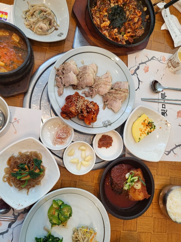  부산 화명동 맛집 가족외식하기좋은 한정식 툇마루