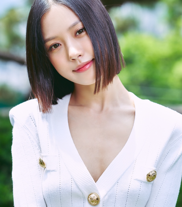   배우 고민시 1,000번의 실패를 딛고 일어선 오뚝이 배우의 탄생