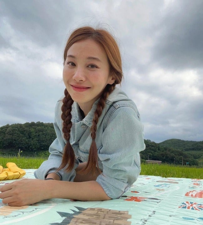 나이를 거슬러가는 배우 유인영 프로필 나이·키·본명·학력·고향·가족 총정리