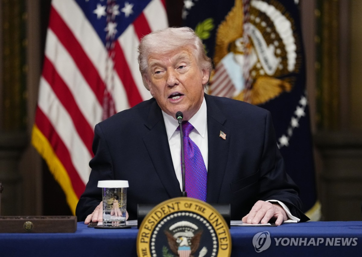  트럼프 "이란 지도자 되고자 하는 모든 이는 결국 죽는다"