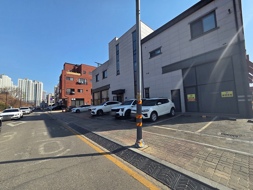 투썸플레이스 평택세교점 사진 2