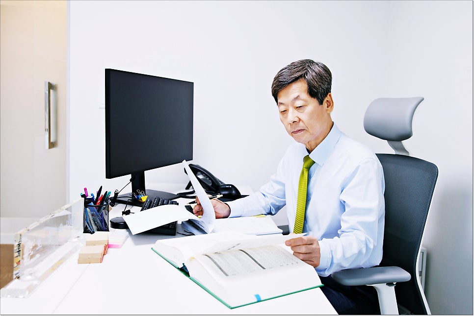 군인변호사 징계취소 성공사례 관련 사진