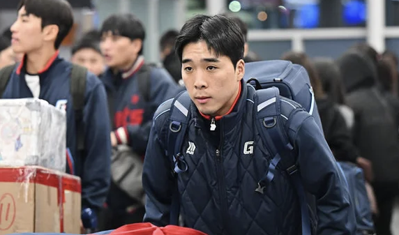 한화 레전드 해설 한마디에 야구판 발칵…김동혁 ‘방출 오해’로 불똥, 롯데가 곧바로 진화....