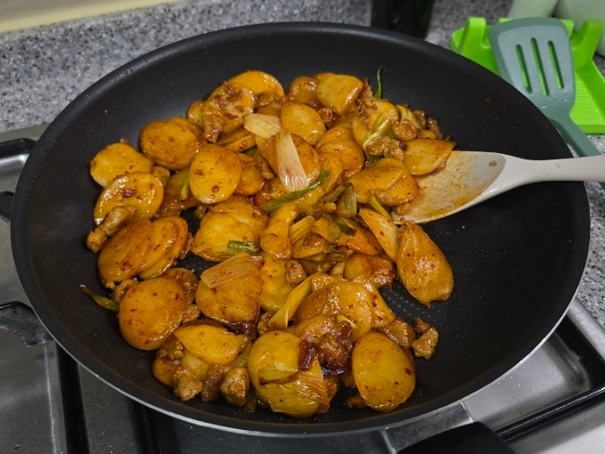  간장 기름떡볶이 레시피(간장 떡볶이)