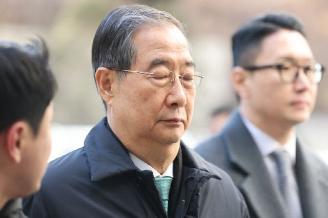 징역 23년 뒤집힐까…'내란 혐의' 한덕수, 오늘 2심 시작