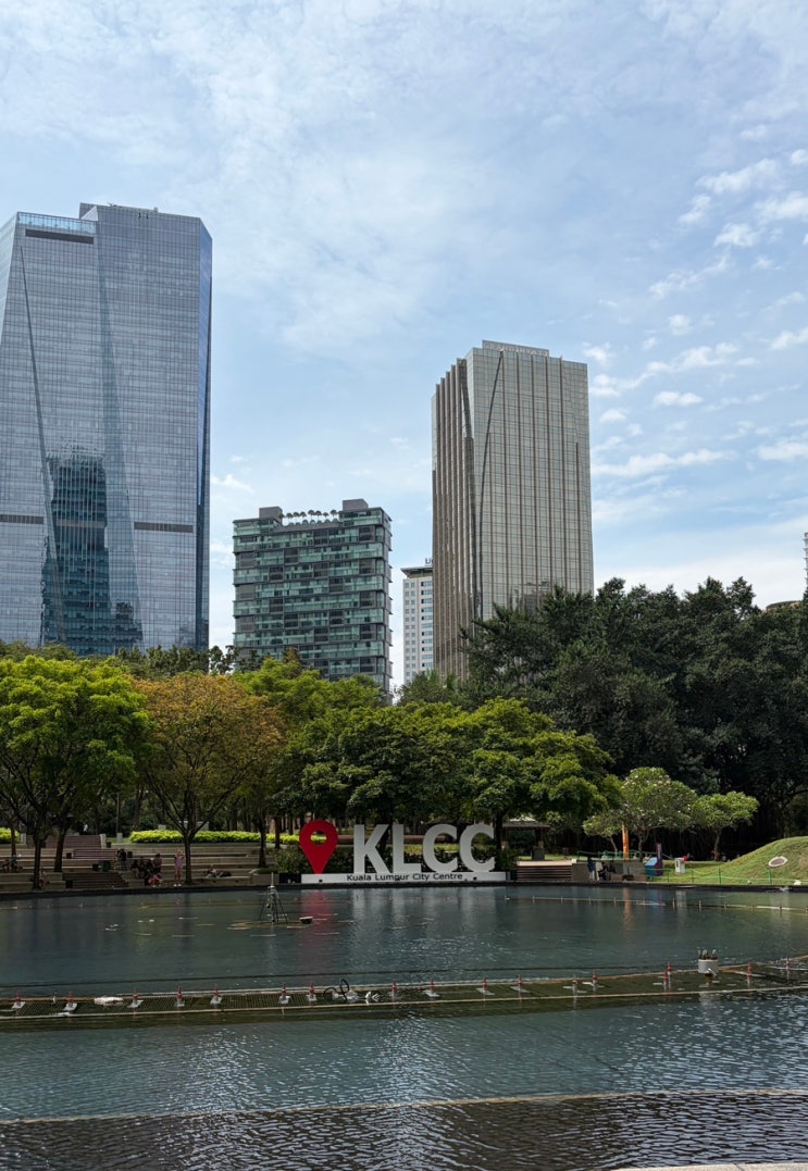  쿠알라룸푸르 인터마크몰에서 KLCC공원까지 도보 이동 방법