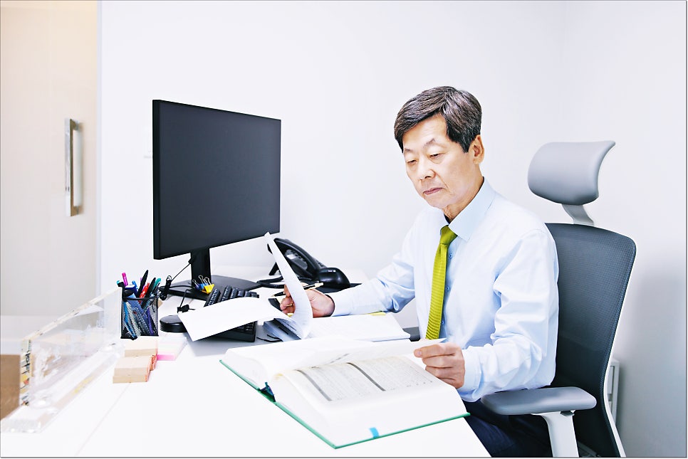 군변호사 군사법원 징계고민이라면 관련 사진