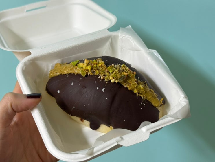  수원 영통 망포역 김성민커피 브라운 빵종류 가격 두바이소금빵 두쫀쿠