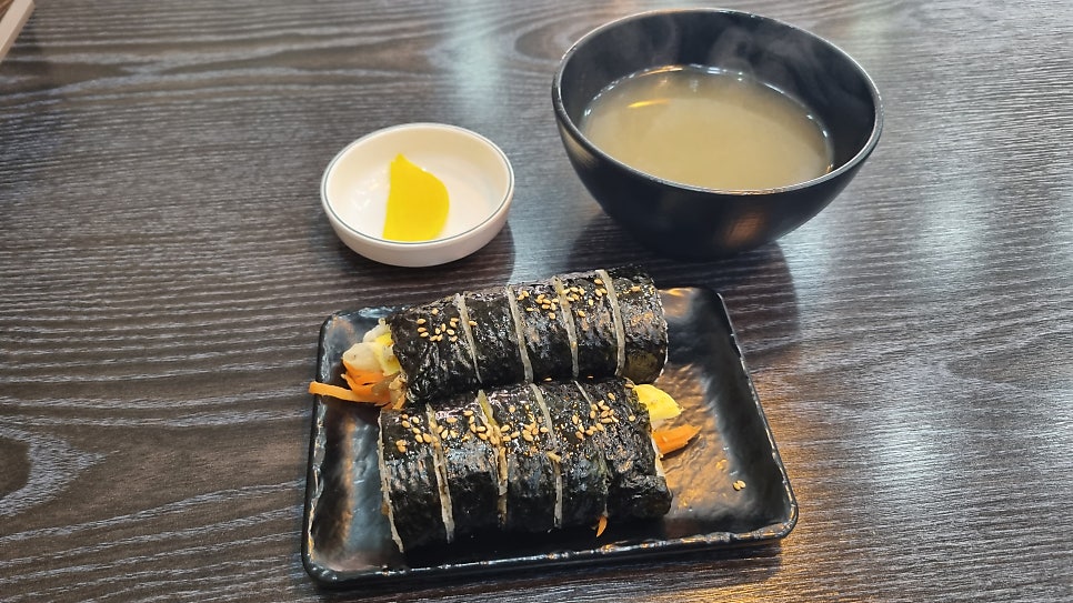 오거리유부김밥 사진 6