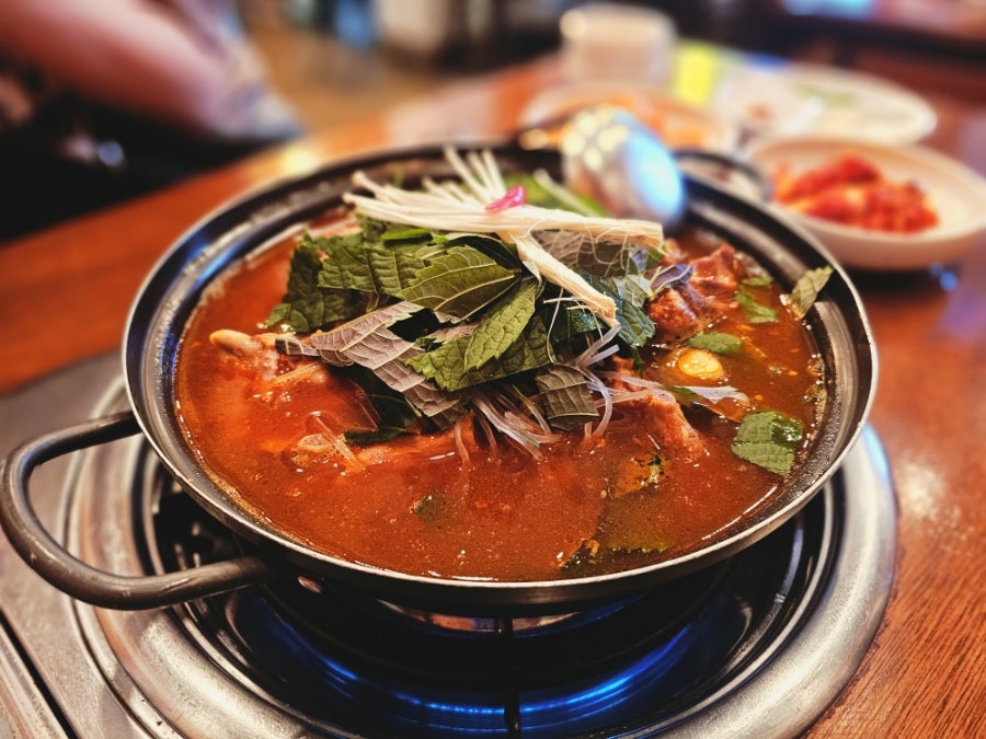 옹달샘합정감자탕 사진 1