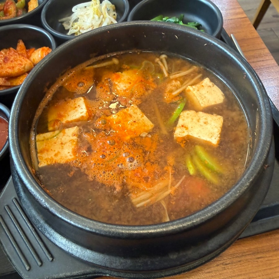 원할머니보쌈족발 응암점 사진 1