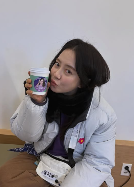송지효 프로필 송지효 사업 제품이 너무 좋은데 몰라줘서 눈물까지 흘린 사연 송지효 출연료....