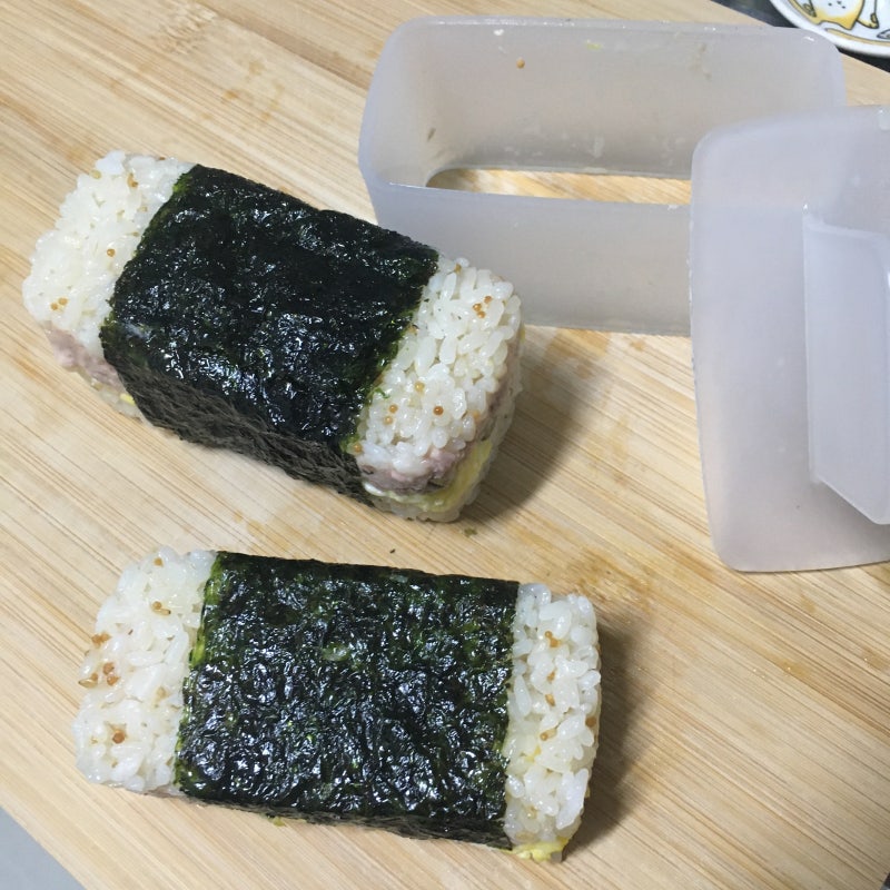 다이소 사각 무스비 틀~뭘 이런 것도 리뷰해요