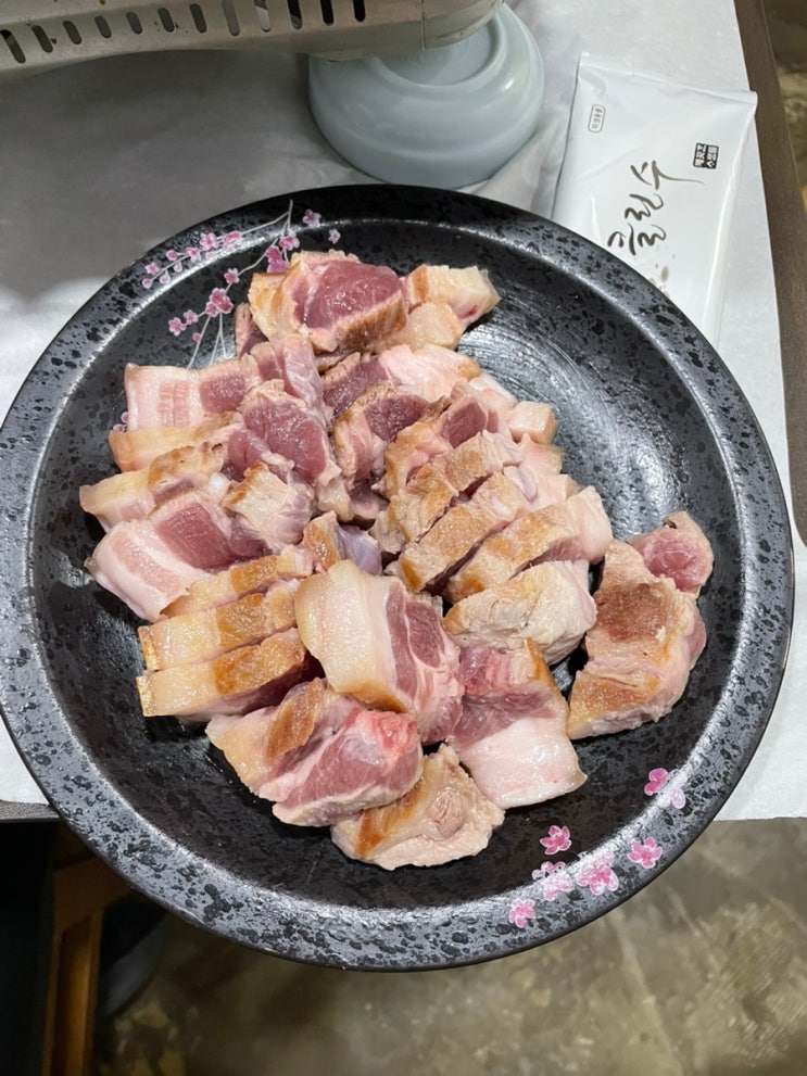  군산 수송동 고기집 경포천흑돼지 단체모임하기 좋은 수송동룸식당 군산저녁추천 군산미래와여성병원 근처맛집