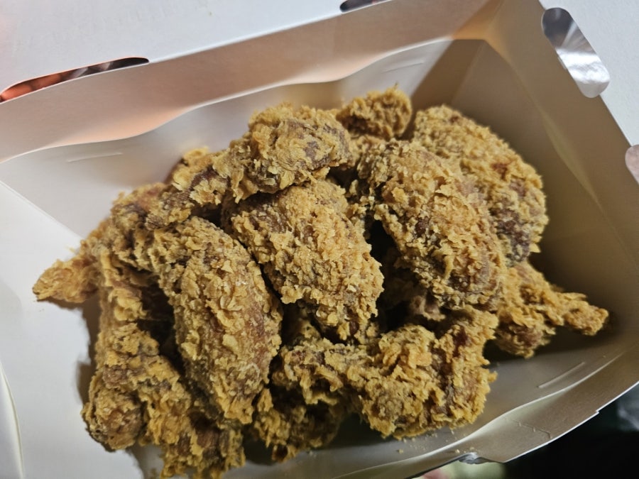BHC치킨 용인모현점 사진 4