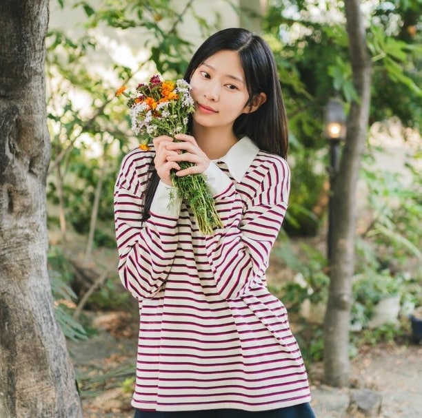 JTBC 드라마 샤이닝 ‘첫 주연작’ 아이즈원 김민주 프로필 정리