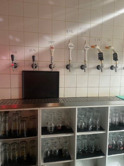 강남맛집 <낙타브루잉 강남본점> 분위기 좋은 무제한 수제맥주와 시금치피자