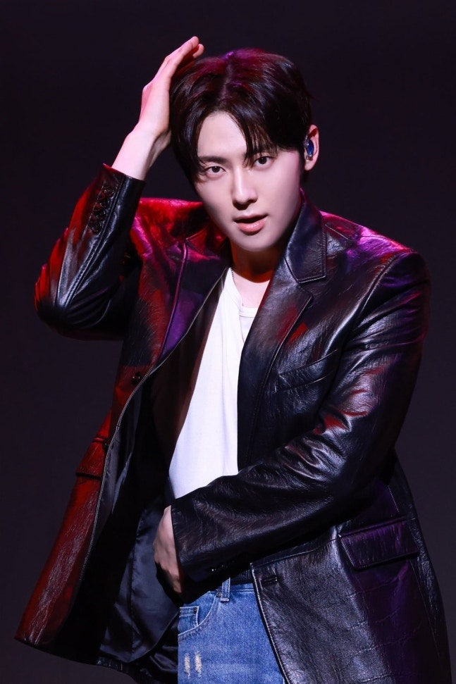 워너원 재결합, 박지훈·황민현 팬미팅 매진
