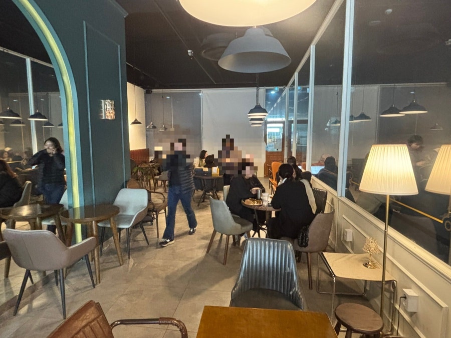 퍼스트커피랩 전남도청점 사진 3