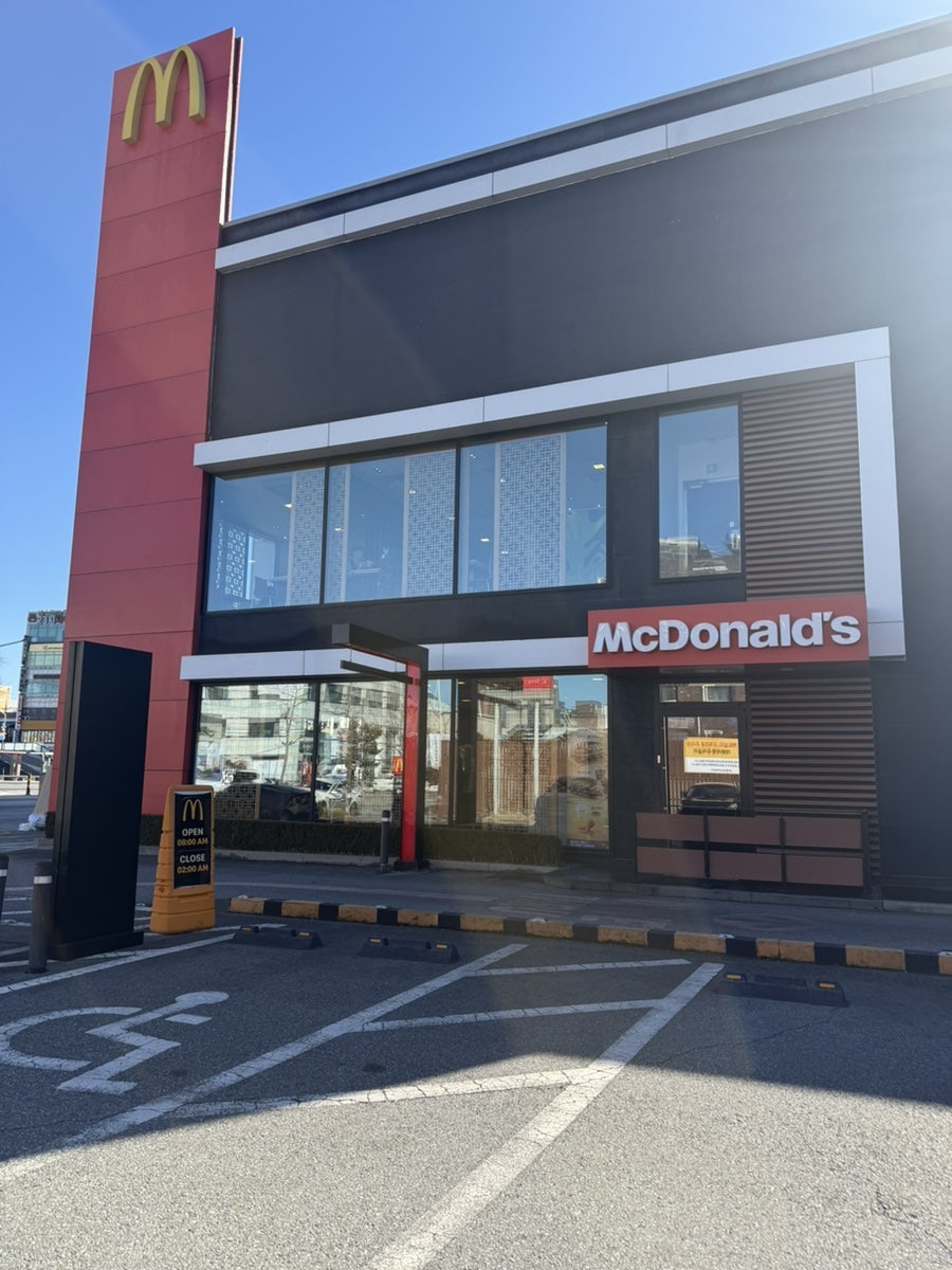 맥도날드 전주인후DT점 사진 1