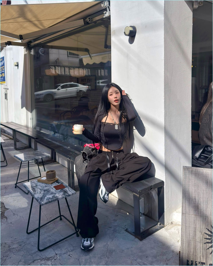  "비율이 사기캐" DJ 시에나 박시현, 힙한 고프코어룩의 정석