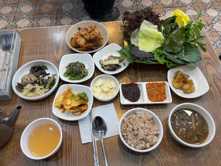  신당 서울 중앙시장 쌈밥 맛집 | 한나식당 내돈내산 솔직후기