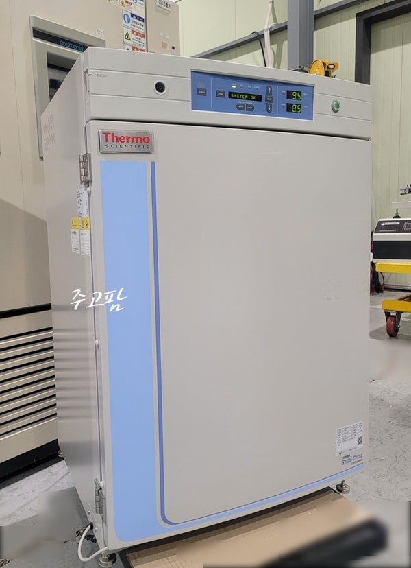  CO2 인큐베이터 Thermo 371GP