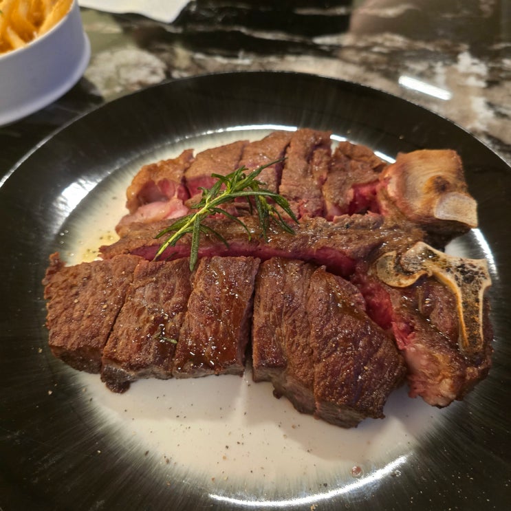  [내돈내산] 해비치 리조트 '이디' 레스토랑에서의 근사한 저녁, 20만 원 해비치 세트 솔직 후기 (내부, 요리, 맛 등)