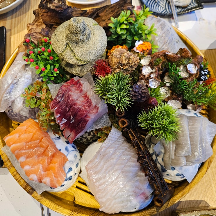  [발산역 맛집] 코스로 나오는 무한리필 《어다리횟집》