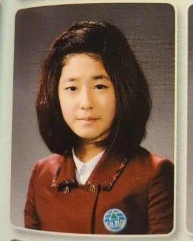학폭 논란 박혜수, 결국 11년 소속사 떠났다…현재 근황 보니