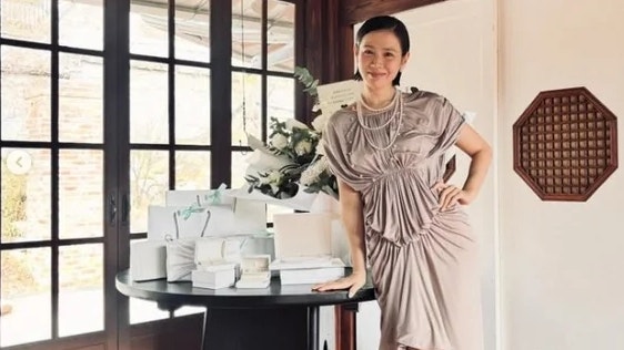 Son Ye-jin's unrivaled dress figure that captivated Hyun Bin: Even her legs are perfect