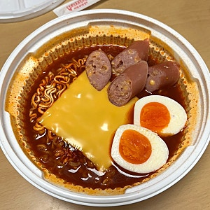 편의점 신상 팔도 왕뚜껑 국물라볶이 솔직 리뷰 | 전자렌지 5분 라볶이 (세븐일레븐, CU 2+1행....