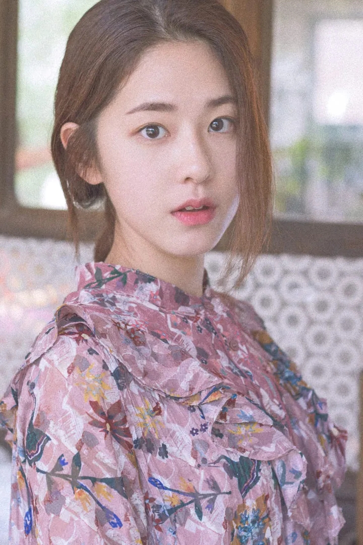  박혜수, 학폭 논란 후 11년 소속사마저 떠났다… 카페 사장에서 다시 배우로 돌아올 수 있을까?