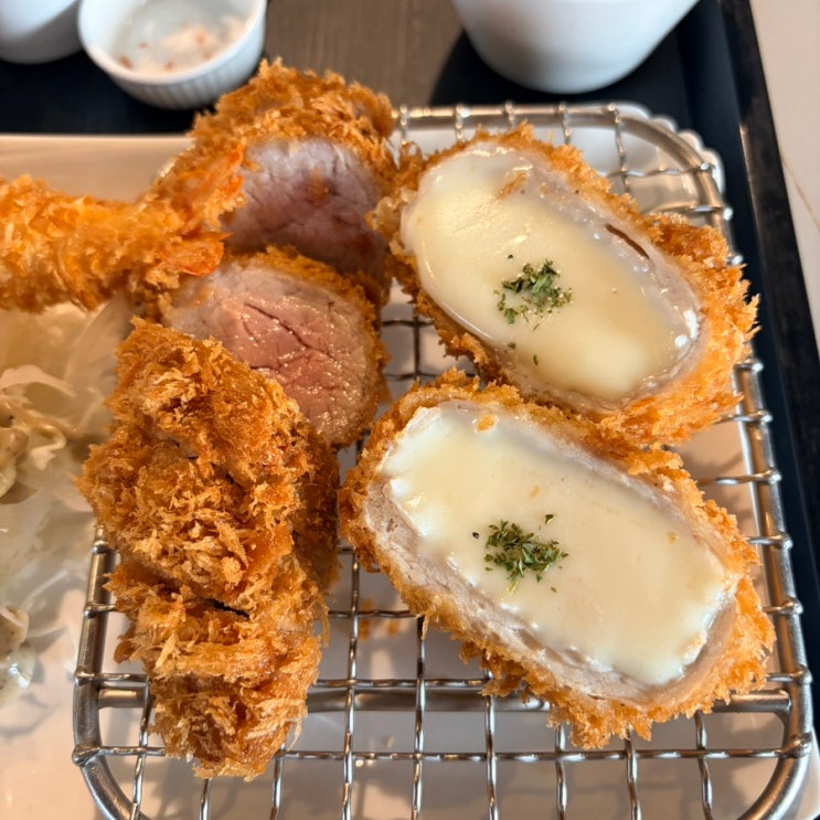  성수맛집 / 고기 손질부터 숙성 및 모든과정을 매일 직접 하는 진짜 수제돈가스맛집 [ 투카츠 ]