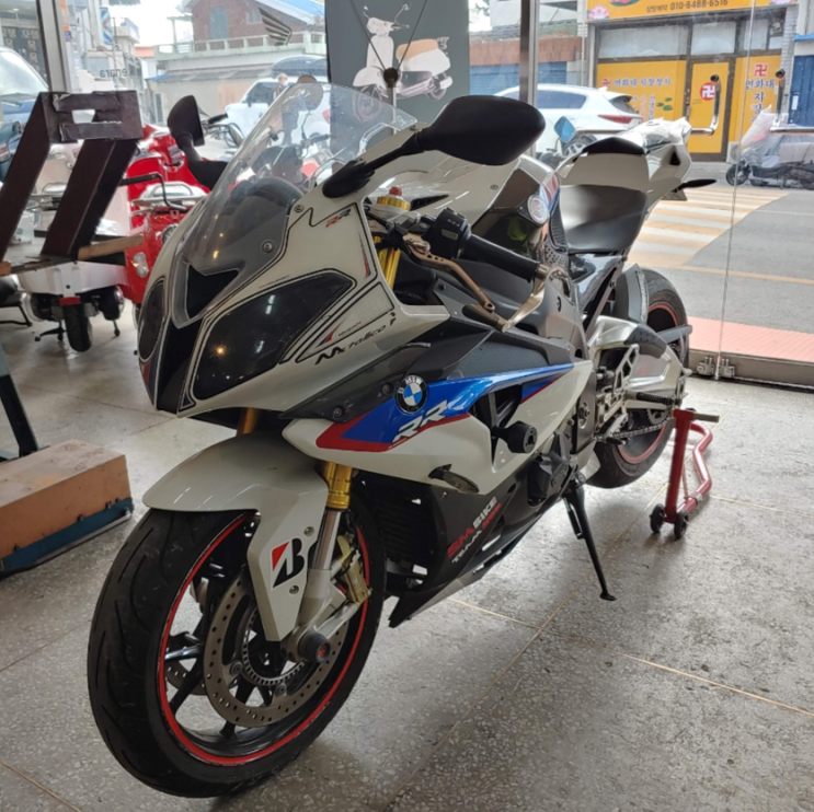  [전주바이크나라] BMW S1000RR 피렐리 타이어 교체 및 고장진단스캔