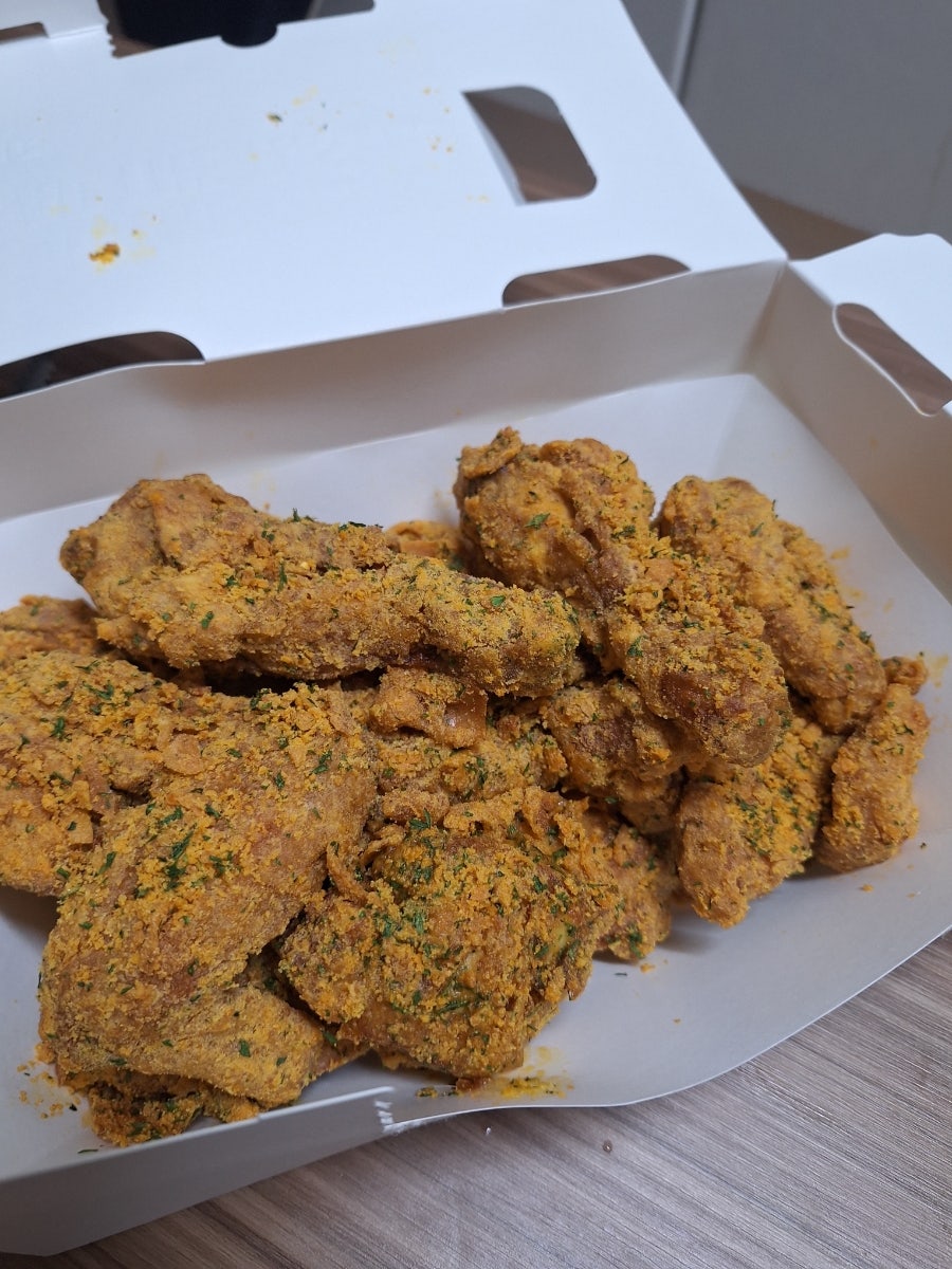 BHC치킨 대구옥포점 사진 6