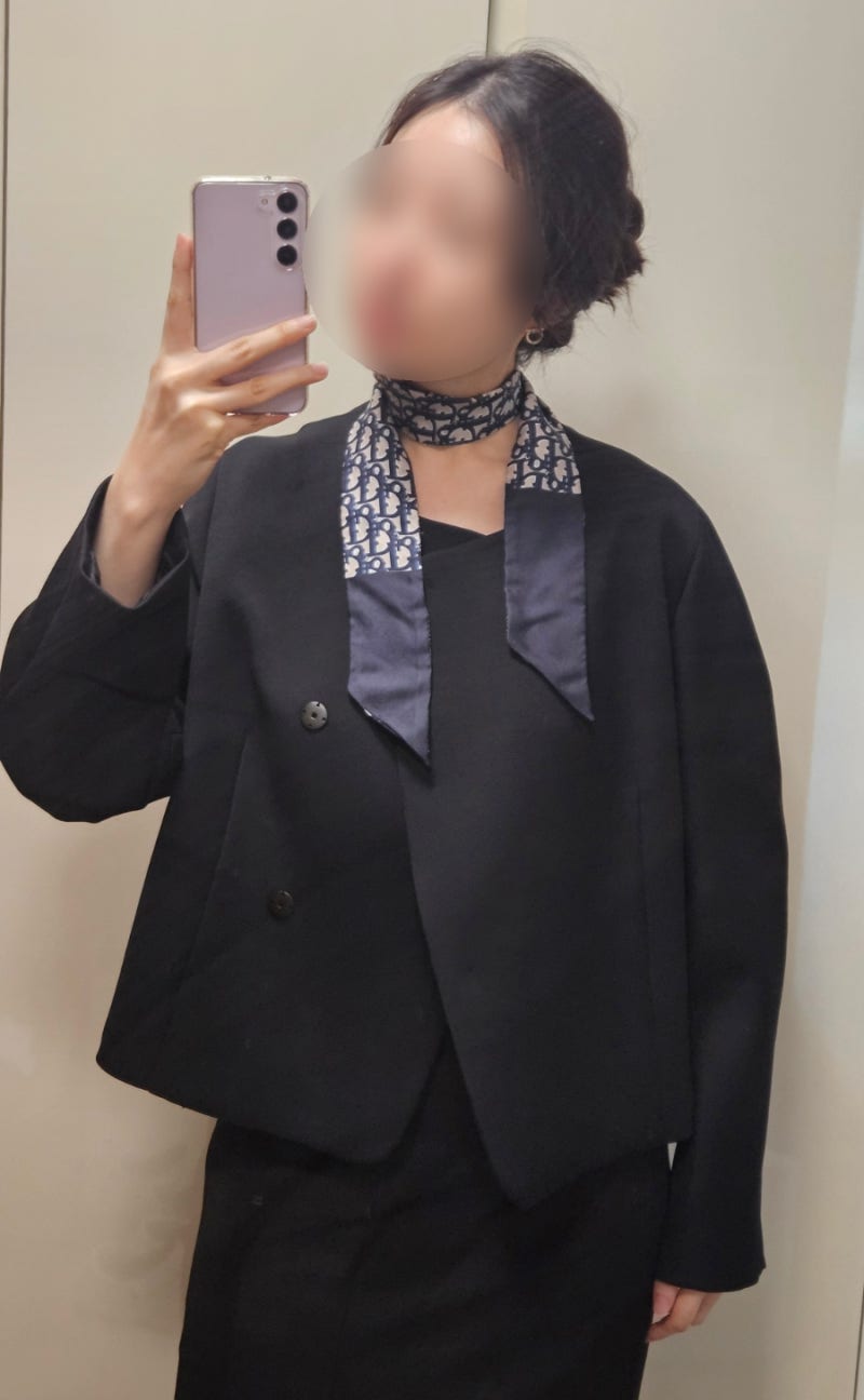구호(KUHO)_칼라리스 크롭 자켓(Carless Crop Jacket, KF5211MU25)
