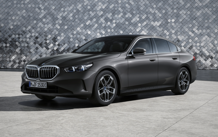  "BMW 5시리즈 신형, 만족도? 달라진 이유" G60 크기·실내 변화 정리