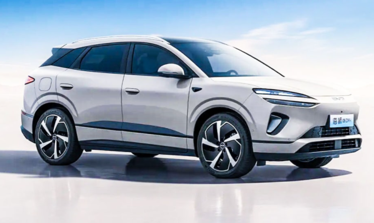   BYD 씨라이언06 장거리 PHEV 등장, 전기만 220km 달린다니 중형 SUV 판도 바뀌나