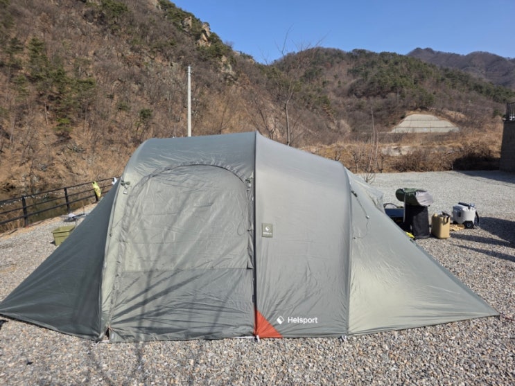  캠핑 장비 후기 3회차(헬스포츠 김레 씨커):2인 캠핑에 완벽한 텐트, 1년 실사용 후기, 김레 스킨 교환, 사계절 사용 후기