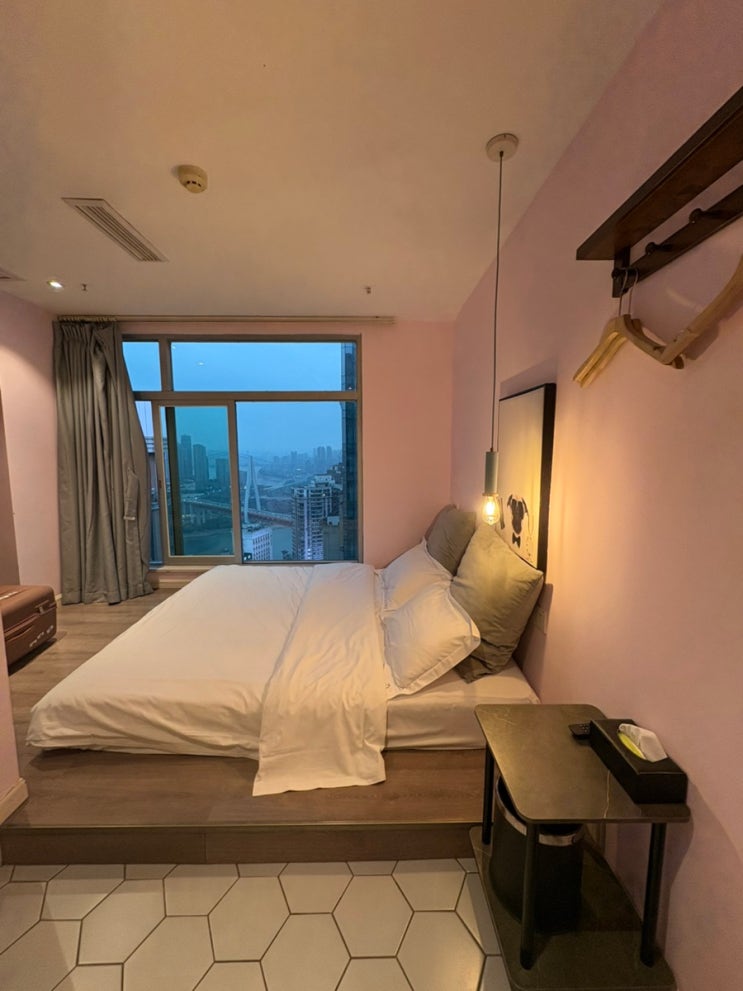  [충칭 숙소] Yunmeng Guesthouse (云梦高空观景酒店)