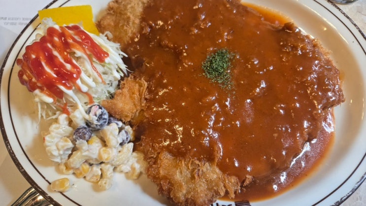  [서울/명동] 명동 돈가스 맛집 추천 | ‘을지돈가스 명동점’ 복고 감성 경양식 왕돈가스 후기
