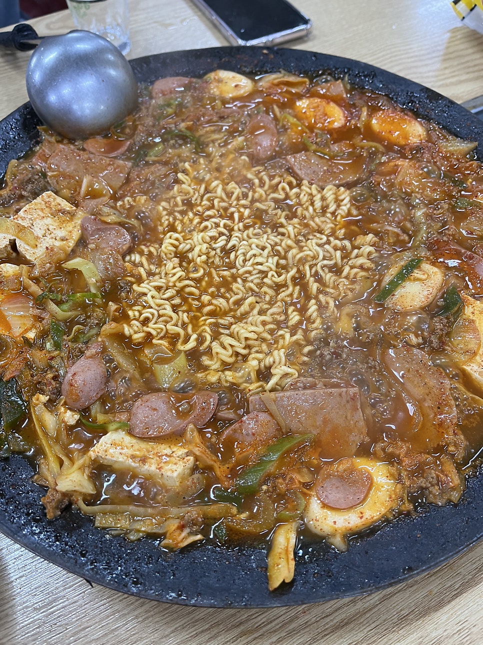 두꺼비부대찌개 산본점 사진 6
