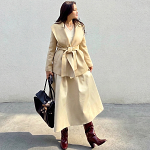 [OOTD]베이지 톤온톤 코디  롱스커트+숄카라 반코트, 버건디 롱부츠로 완성한 여성스러운 데일....