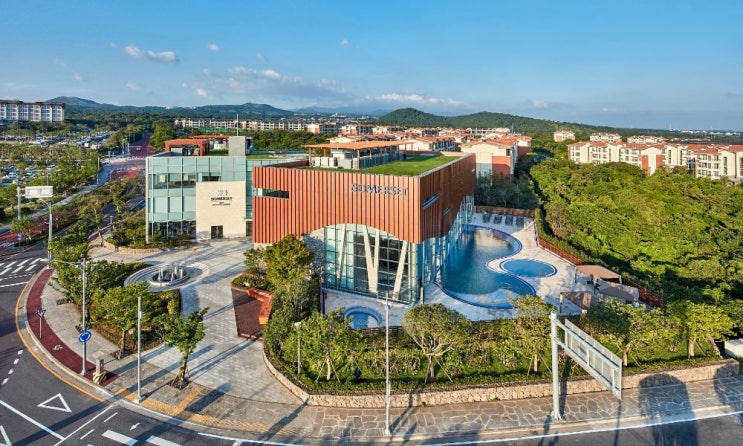  제주도에서 한 달 살기 하고 싶은 곳  서머셋 풀옵션 주방 & 와인 셀러 활용법