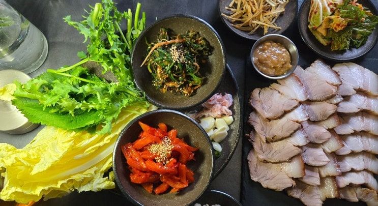  [서울/용산] 신용산역 술집 용리단길 감성맛집 ‘용산제철’ 봄나물 보쌈세트 솔직후기