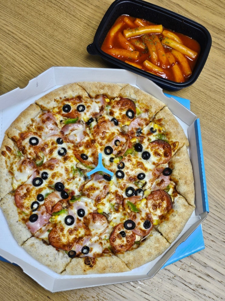  피자알볼로 신월점, 신월동 피자 맛집 추천! 신메뉴 sUPer목동피자와 치크볶 강추!