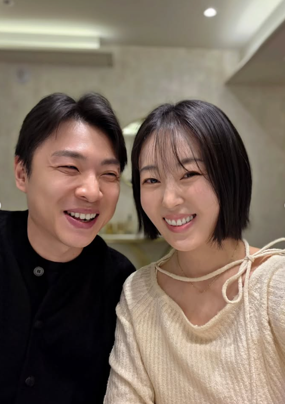  프러포즈 링에 웨딩드레스 자태까지! 23기 옥순이 직접 올린 근황