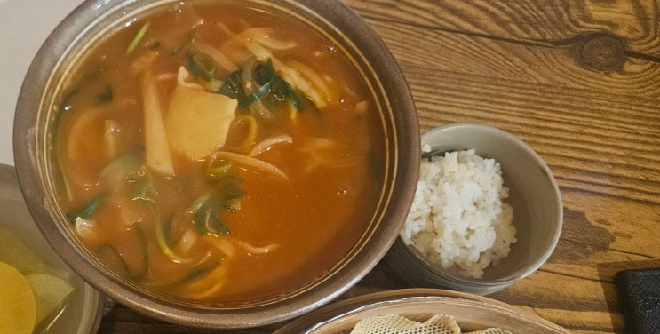  울산 남구 정에 칼국수 후기, 바지락칼국수 매운 칼국수 만두까지 든든한 한 끼~~