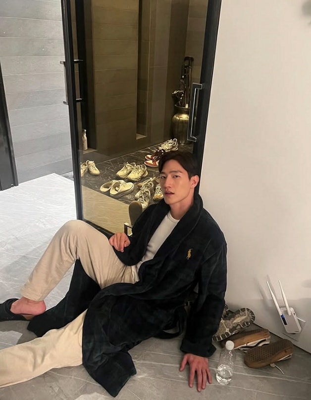 김희애 노상현 골드 디거 로맨스, 27살 차이 극복할까?